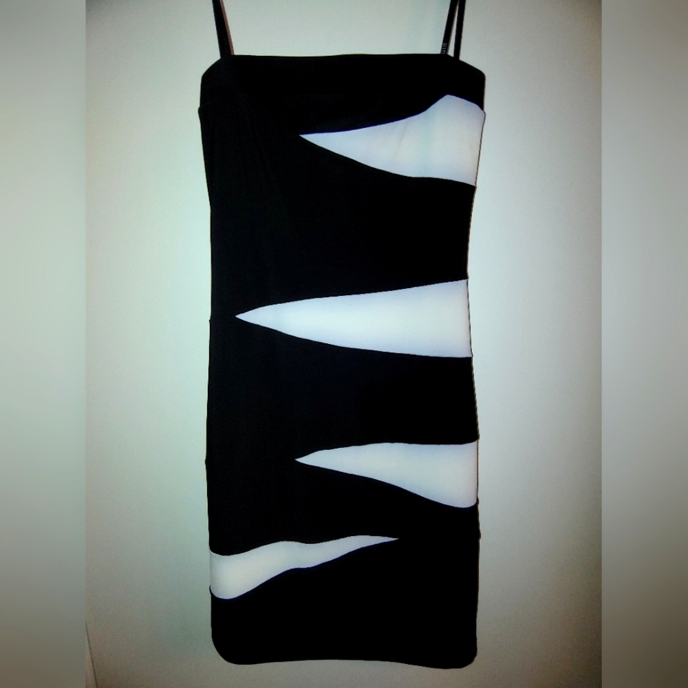 Black and white dress. Size 3/4